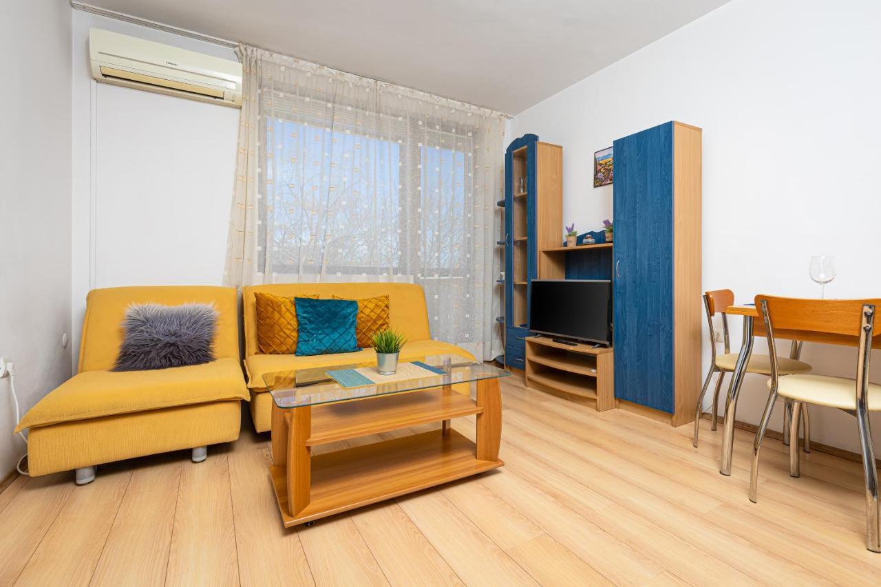 Lovely 1Bd Apartment Close To The Summer Theatre Filibe Dış mekan fotoğraf